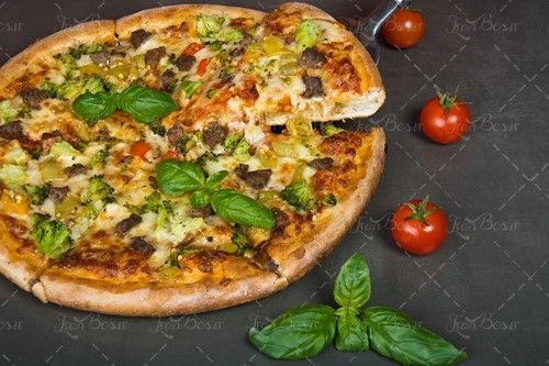 گوجه گیلاسی پیتزا فست فود 