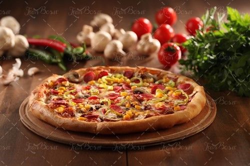  پیتزا قارچ فلفل گوجه سبزی 