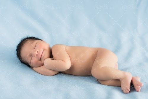 کودک خوایده بچه نوزاد خوابیده 1