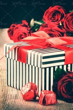 جعبه کادو گورخری رنگ گل رز 
