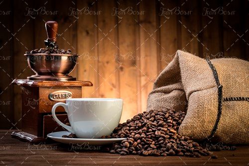 کیسه قهوه فنجان قهوه آسیاب قهوه