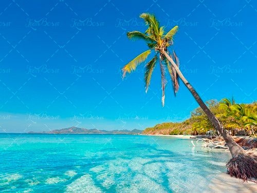 آب زلال دریا ساحل منظره طبیعت 