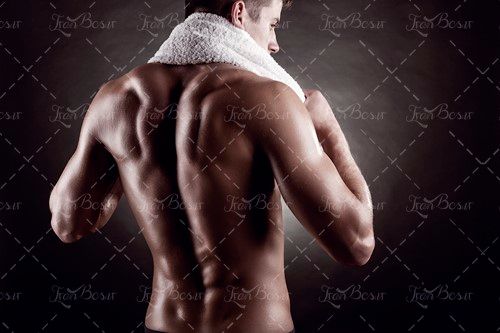 باشگاه پرورش اندام بدن سازی 1