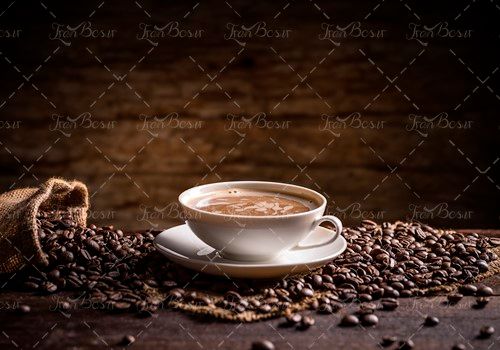 فنجان سفید قهوه کیسه گونی قهوه 