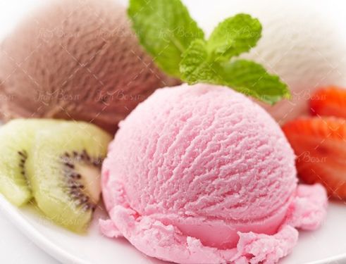 بستنی شاد توت فرنگی کاکائو کیوی 