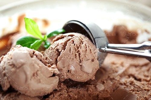 بستنی کاکائویی قاشق بستنی 