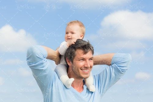 کودک بچه نوزاد آسمان آبی آتلیه 