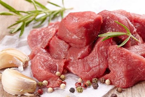سیر گوشت قرمز گوشت قورمه ای 