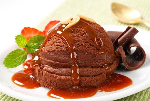 بستنی کاکائویی شکلات کافی شاپ 