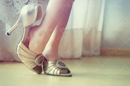 کفش لژدار پای بچه کفش پاشنه دار 