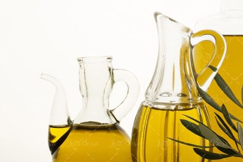 ظرفهای روغن زیتون شاخه زیتون 