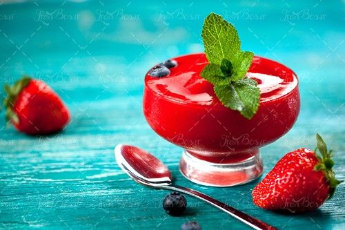 توت فرنگی،ژله توت فرنگی 