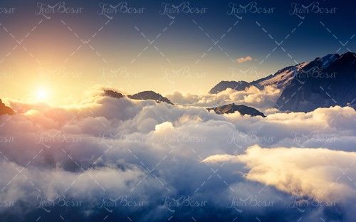 کوه کوهستان ابر سفید خورشید آفتاب