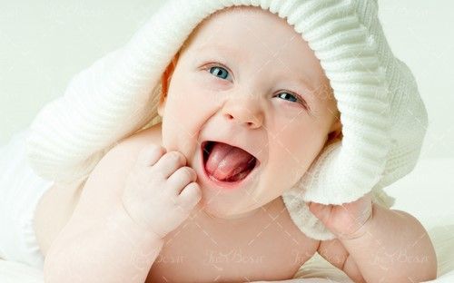 خنده نوزاد خنده بچه کودک خرسال 