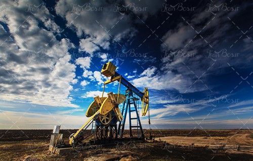استخراج سنتی نفت طلای سیاه 