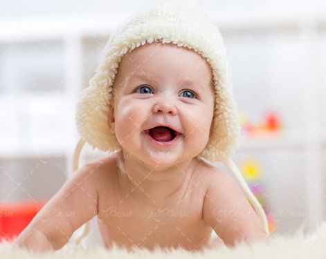 کودک کلاه سفید بچه نوزاد خردسال 1