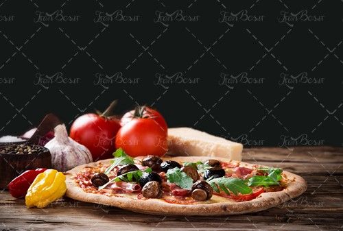 گوجه سیر فلفل دلمه ای پنیر پیتزا 