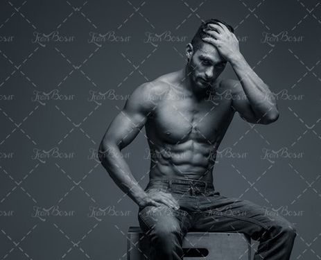فیگور بدن ساز سالن پرورش اندام 