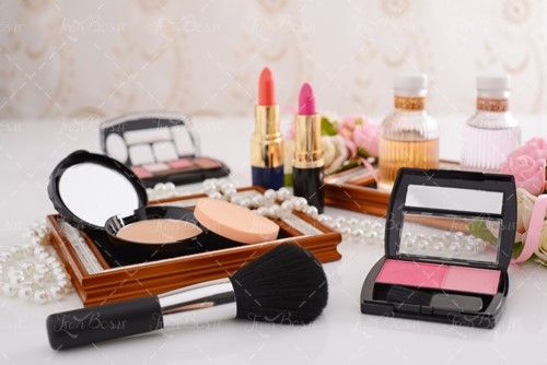 لوازم آرایش پد پنکک عطر رژلب 