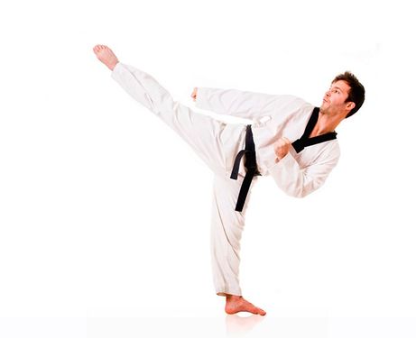هنرهای رزمی ورزش کاراته تکواندو