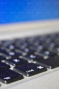 صفحه کلید لب تاب 3