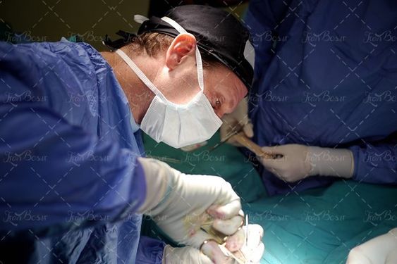 دکتر جراح اتاق عمل جراحی 