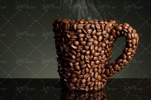 قهوه طراحی فنجان با دانه قهوه