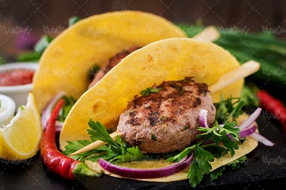 گوشت کباب شده رستوران غذای آماده