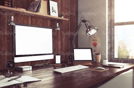 تبلت میز چوبی فنجان قهوه موبایل