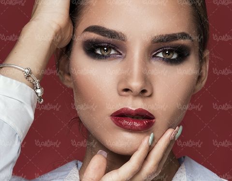 سالن آرایش سالن زیبایی چهره زن