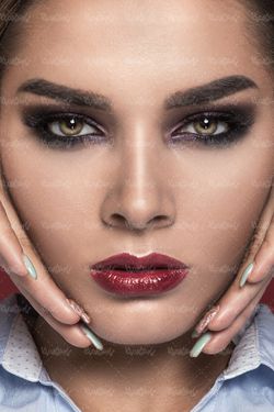 سالن آرایش سالن زیبایی چهره زن