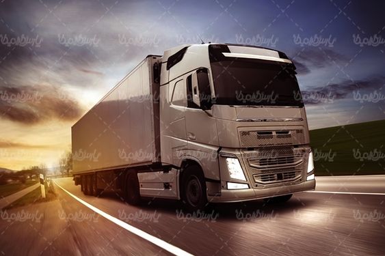 تریلی حمل بار تخلیه بار ترانزیت