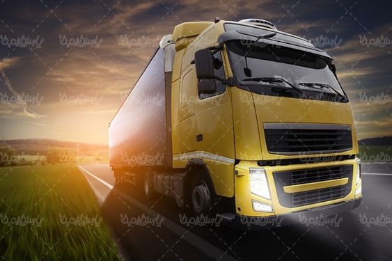 تریلی حمل بار تخلیه بار ترانزیت
