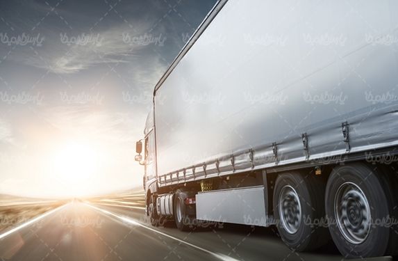 تریلی حمل بار تخلیه بار ترانزیت