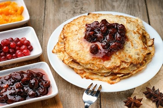 پنکیک صبحانه عصرانه عسل صبحانه کامل