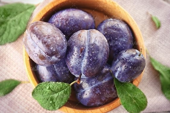 آلو قرمز آلو سیاه میوه فروشی سوپر میوه