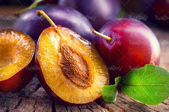 آلو قرمز آلو سیاه میوه فروشی سوپر میوه