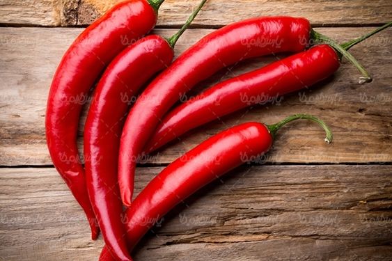 فلفل قرمز تند میوه فروشی