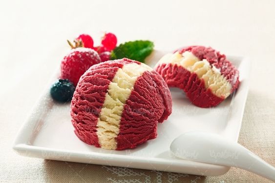 بستنی شاد بستنی اسکوپ میوه ای