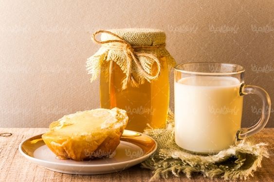 عسل طبیعی شیر ظرف شیشه ای عسل