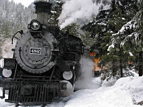 قطار راه آهن زمستان برف فصل سرما