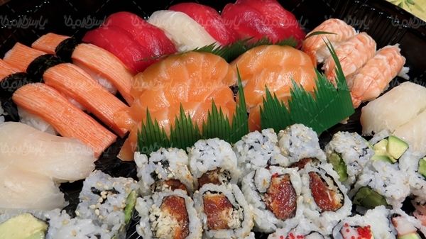 رستوران چینی غذای چینی سوشی