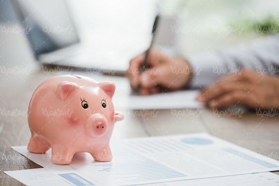 قلک سکه پس انداز سرمایه گذاری بانک