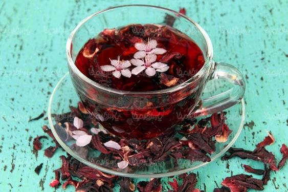 فنجان چای کافی شاپ دمنوش گیاهی