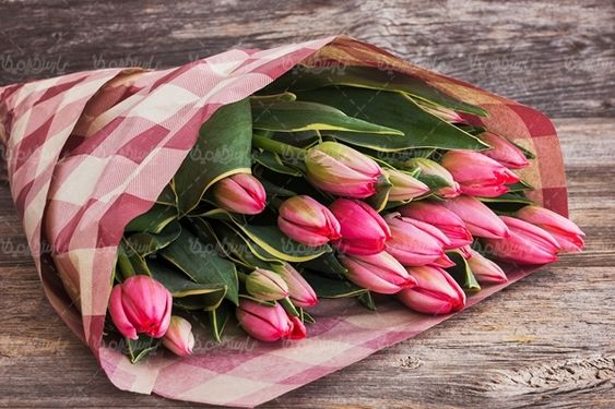 دسته گل مناسبتی گلفروشی