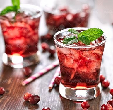 آبمیوه طبیعی لیوان آب میوه کافی شاپ