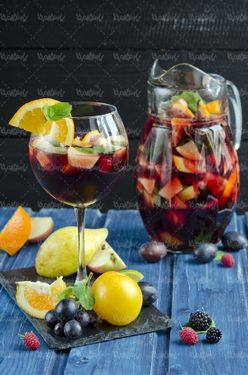 آبمیوه طبیعی کافی شاپ آب میوه