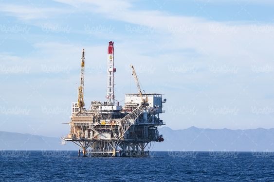 سکوی نفتی استخراج نفت دریا