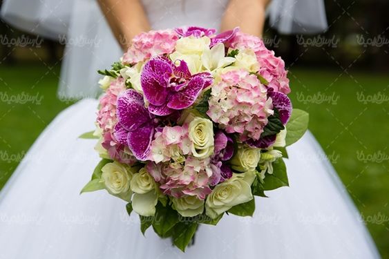 دسته گل عروس مزون عروس