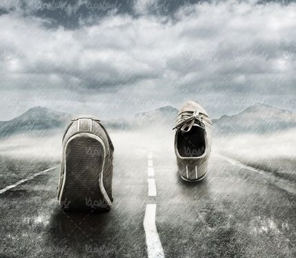 کفش ورزشی